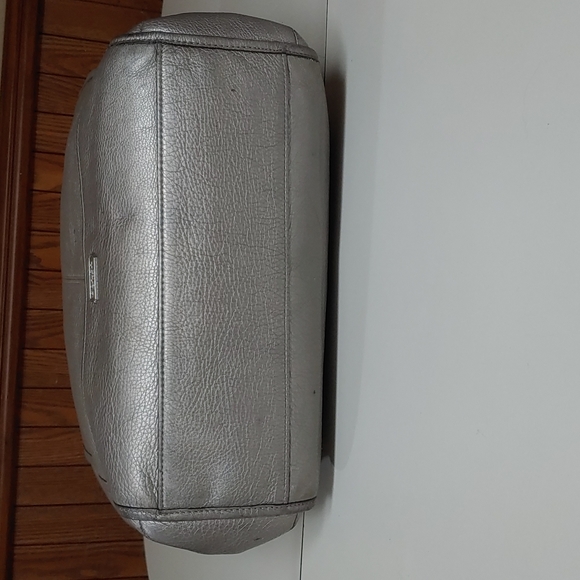 Coach New York Metallic Leather Large Shoulder Bag - Picture 8 of 17